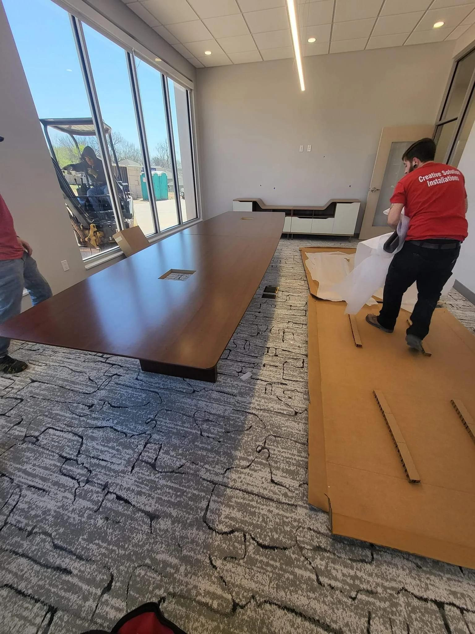 Instalación de mobiliario comercial
